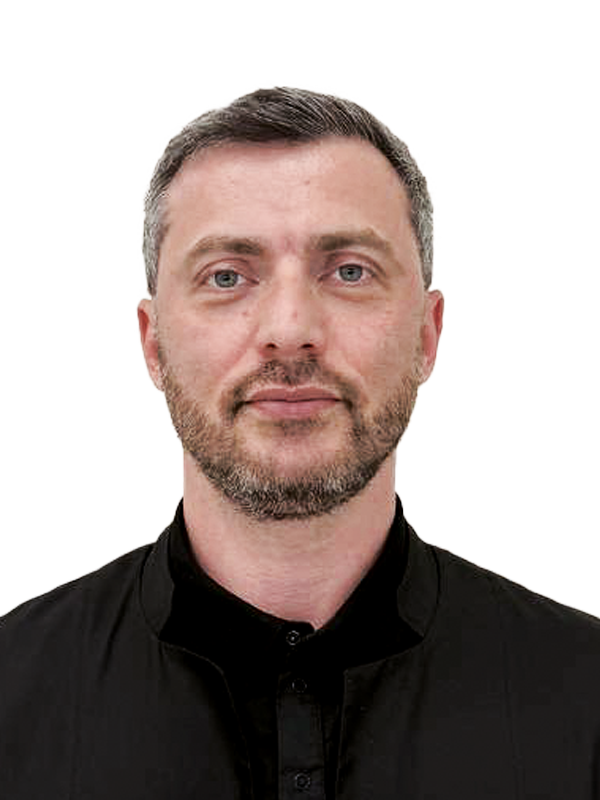 Арслан Амиров Арслан Амиров